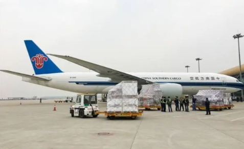 昭通昆明机场物流助力鲜花输送全国